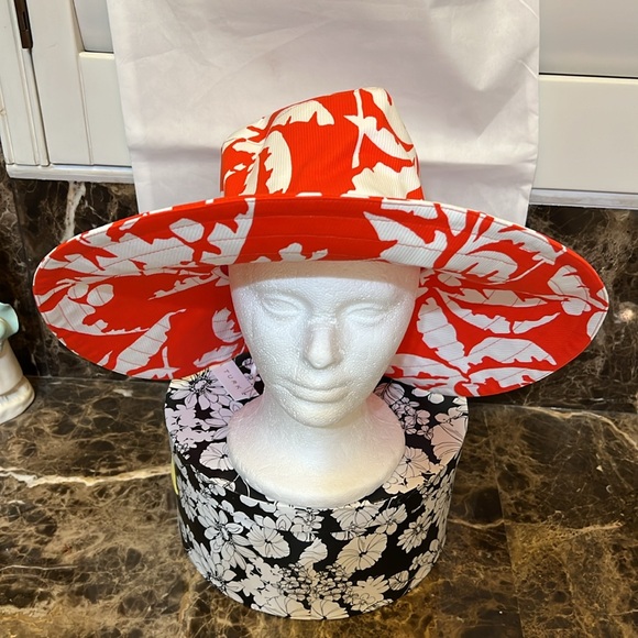 Trina Turk-COCONUT TREES SHADE HAT-Posable Brim-in Cherry Tomato-NWT-OS - Picture 2 of 9